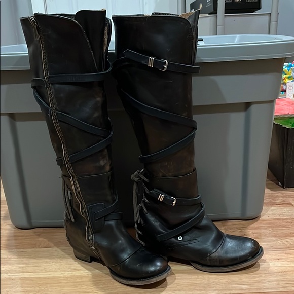 Freebird by Steven size distressed black knee high Cassius boots